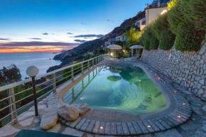 Charming Villa with private pool overlooking the sea, Amalfi Coast